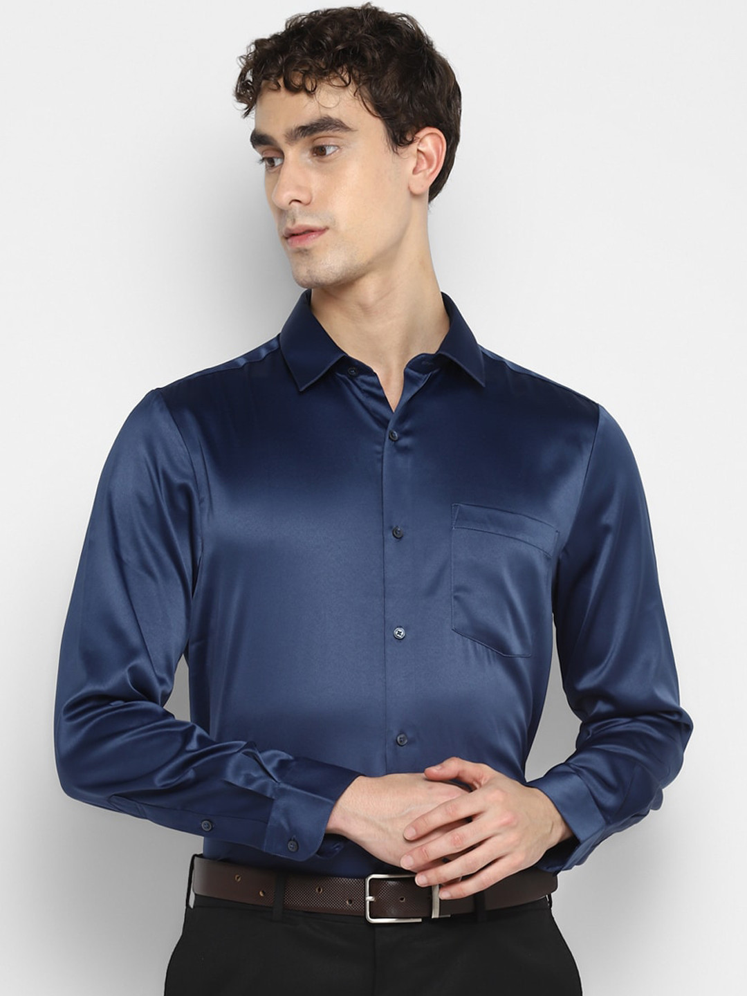 

Turtle Men Navy Blue Opaque Cotton Linen Formal Shirt