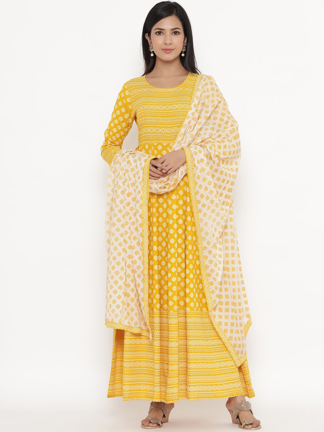 

kipek Women Yellow & White Printed Empire Kurta With Dupatta