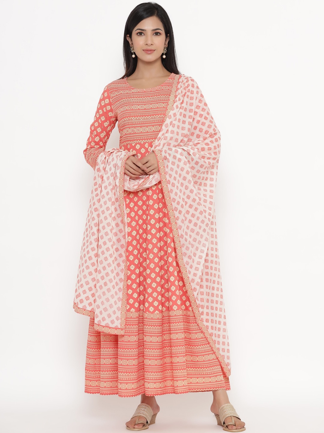 

kipek Women Peach-Coloured & Off White Printed Empire Kurta With Dupatta