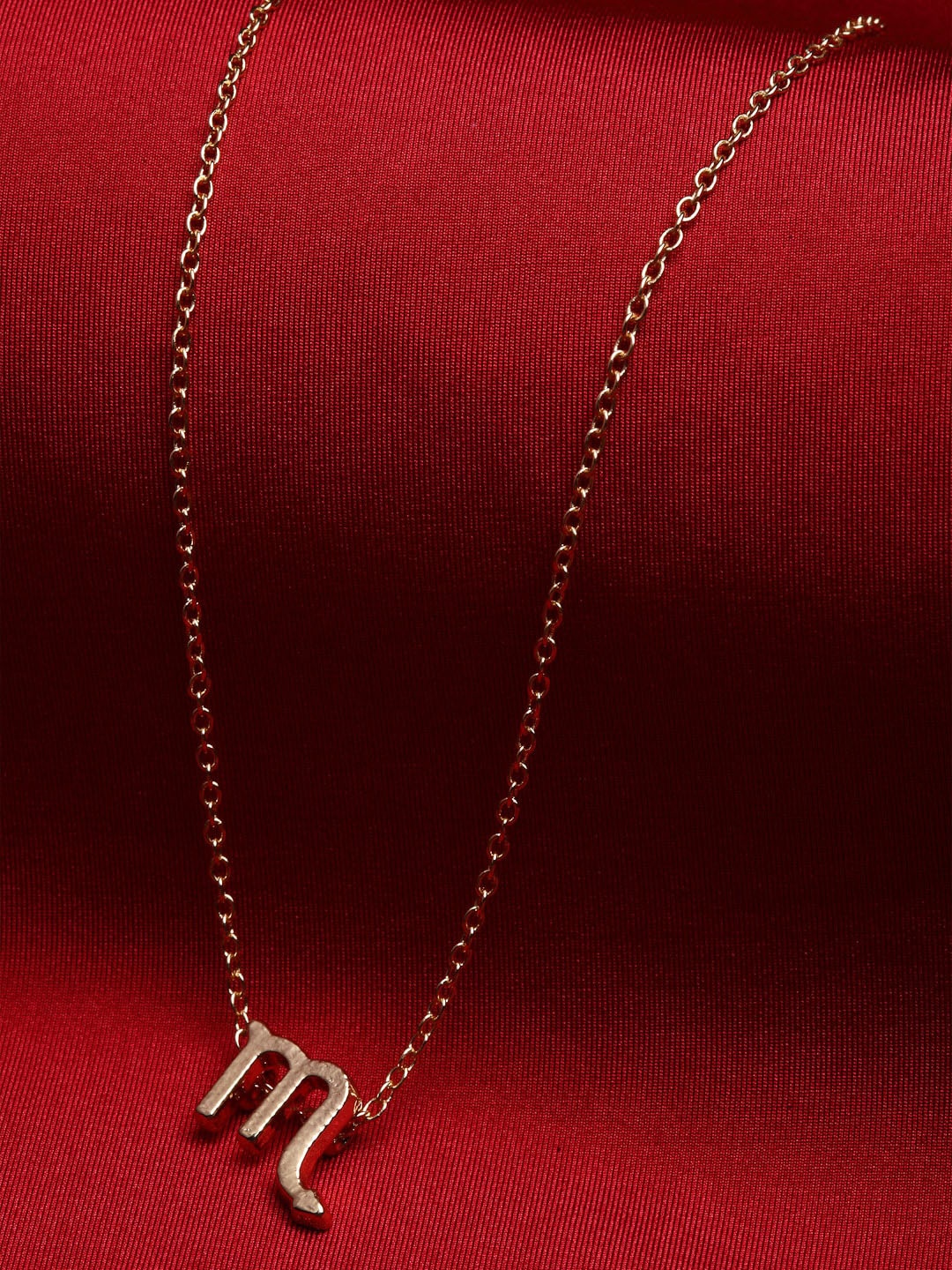 

VOGUE PANASH Gold-Plated Pendant With Chain