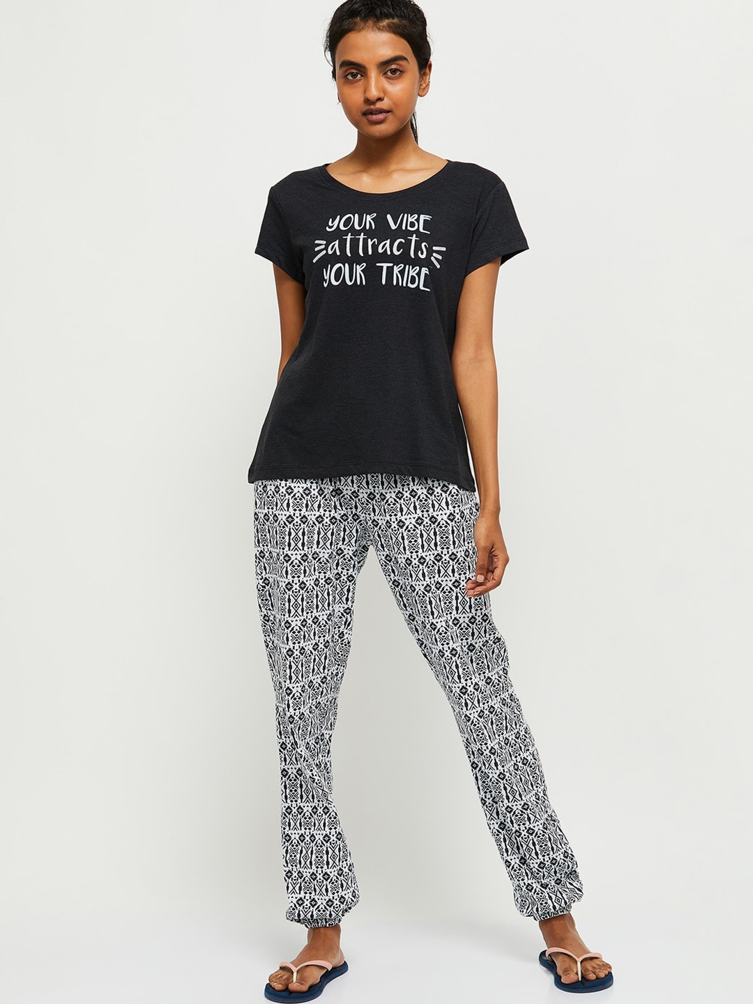 

max Women Grey & Blue Printed Pure Cotton Night suit