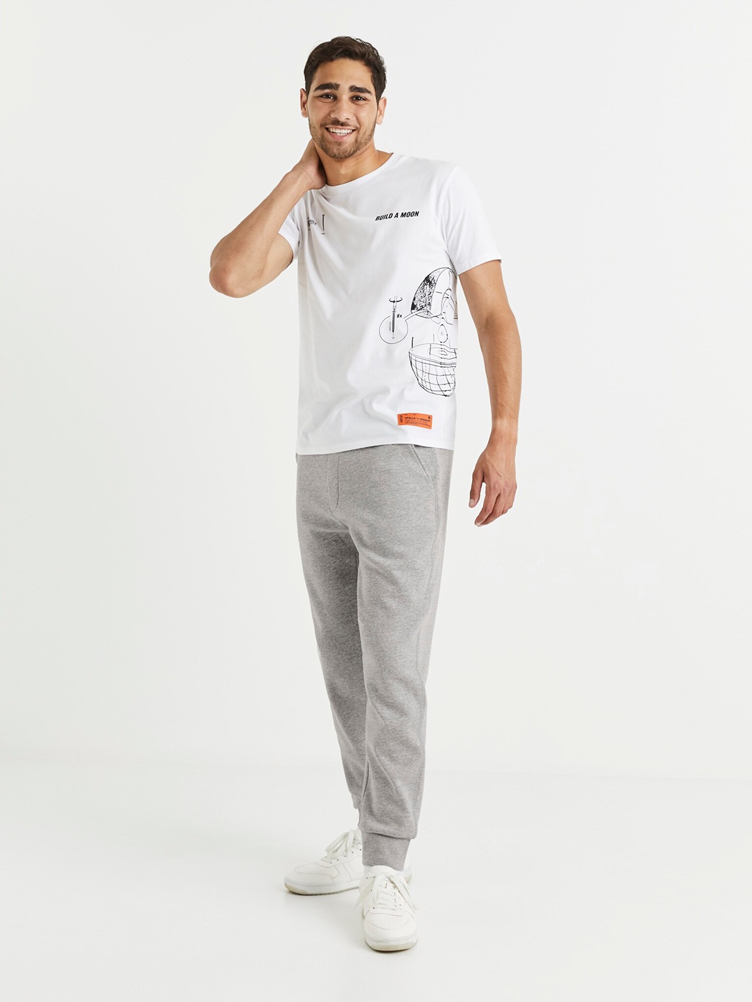 

Celio Men White Printed T-shirt