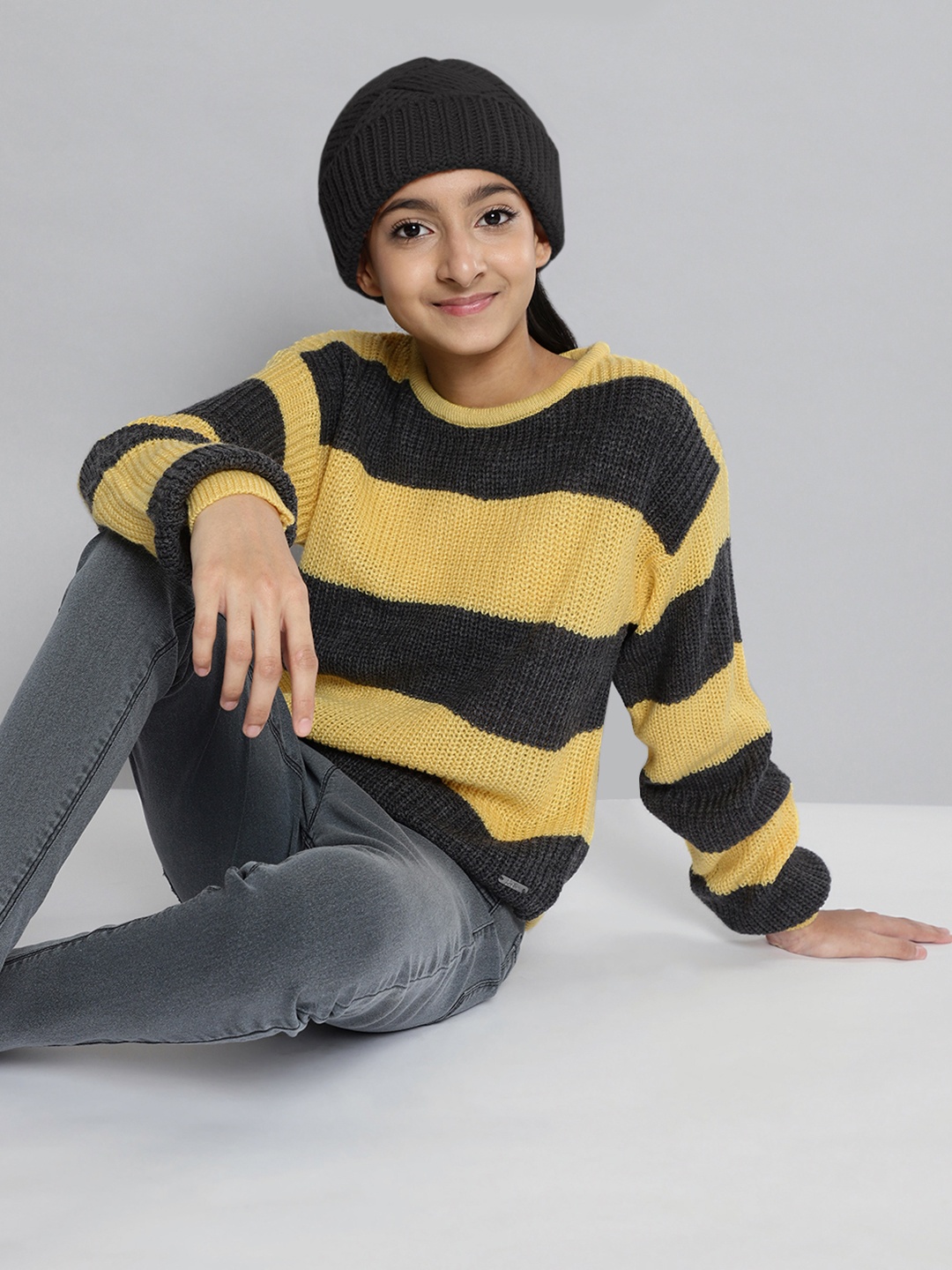 

JUSTICE Girls Yellow & Charcoal Grey Acrylic Striped Pullover