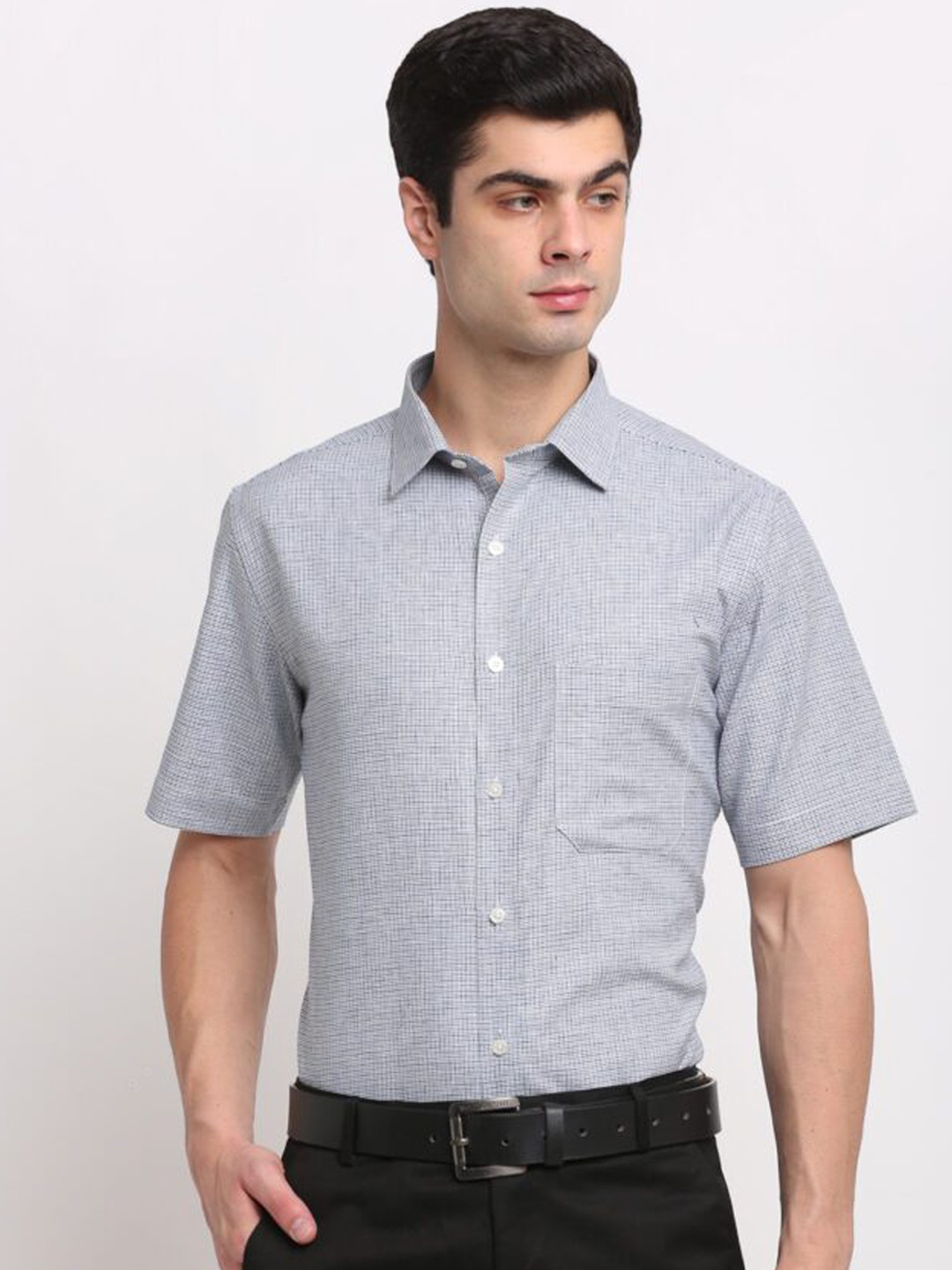 

FINNOY Men Grey Opaque Cotton Formal Shirt