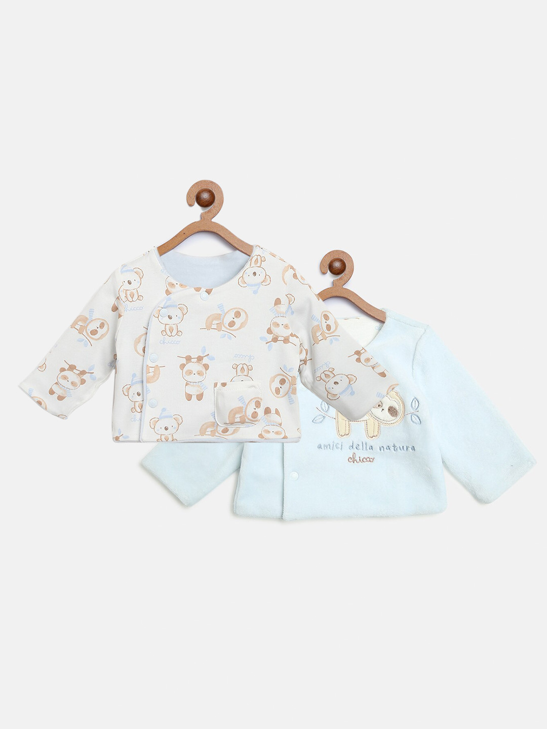 

Chicco Infants Blue & Off-White Better Cotton Reversible Printed Sustainable Cardigan