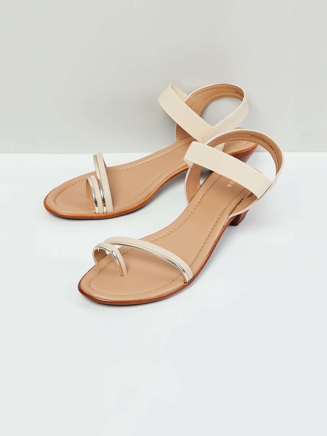 

max Women Beige Block Heels