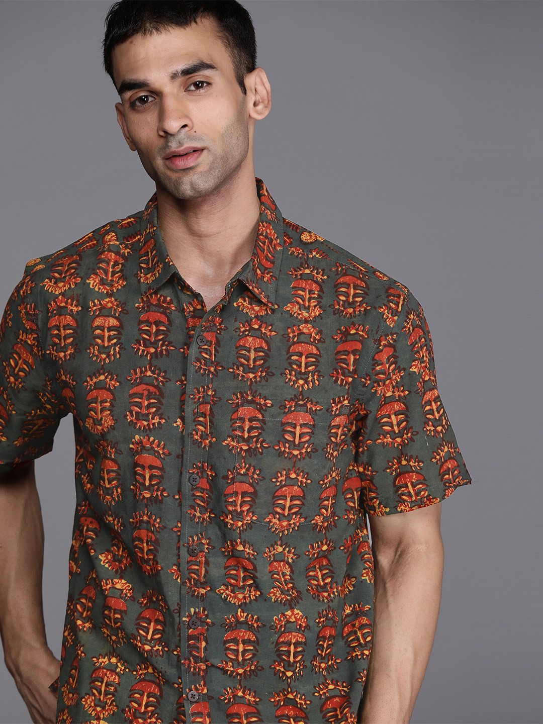 

Fabindia Men Olive Green & Orange Pure Cotton Comfort Fit Handblock Print Shirt