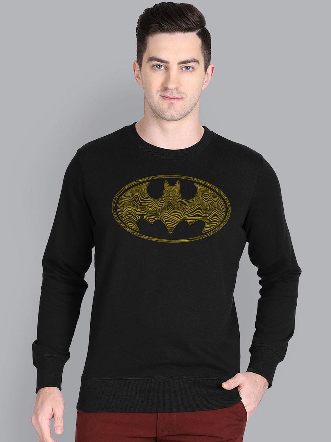 

Free Authority Men Black Batman Printed Sweatshirt