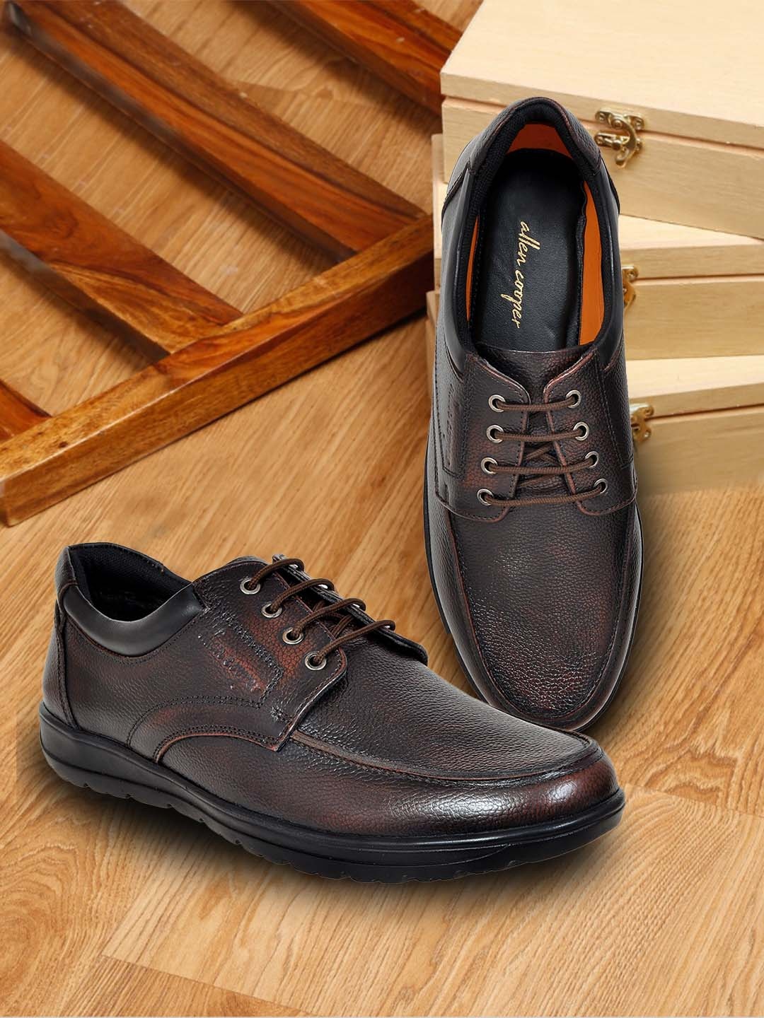 

Allen Cooper Men Brown Leather Derbys