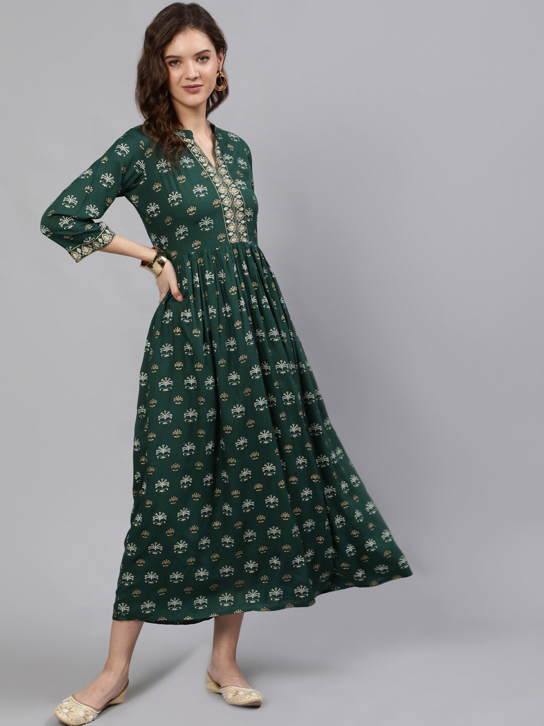 

Nayo Green Ethnic Motifs Ethnic Maxi Dress