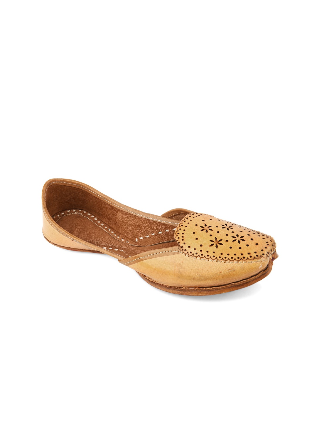 

DESI COLOUR Women Tan Brown Ethnic Mojaris with Laser Cuts