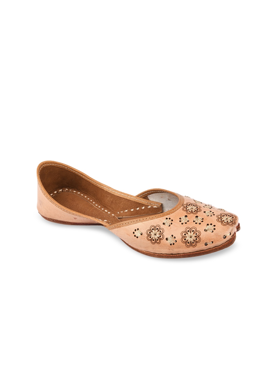 

DESI COLOUR Women Nude-Coloured Textured Leather Ethnic Mojaris with Laser Cuts Flats