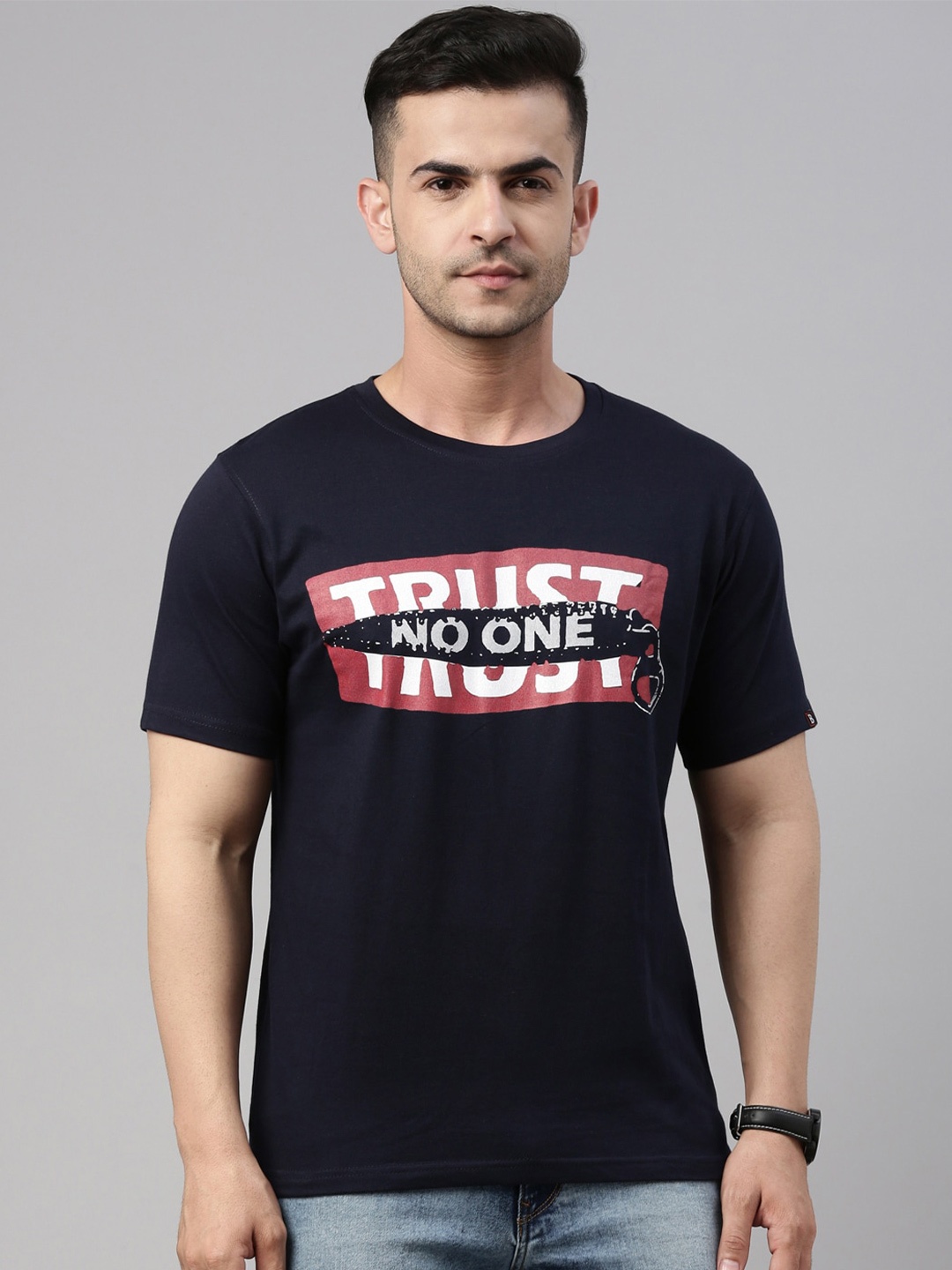 

Bushirt Men Navy Blue Printed Pure Cotton T-shirt