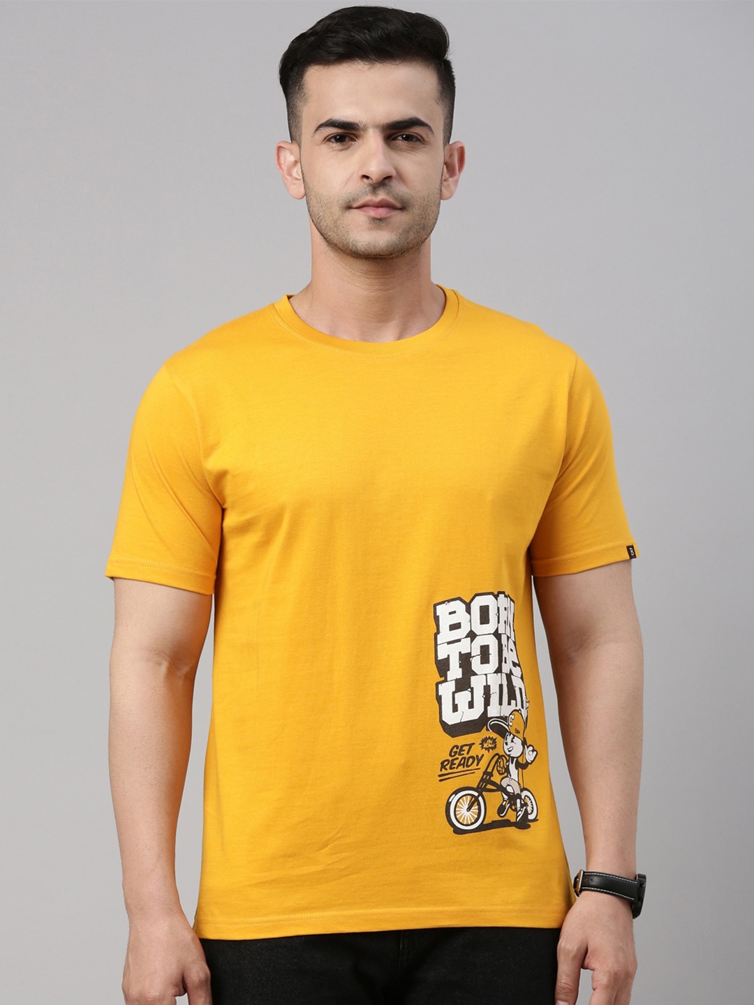 

Bushirt Men Mustard Yellow Printed Pure Cotton T-shirt