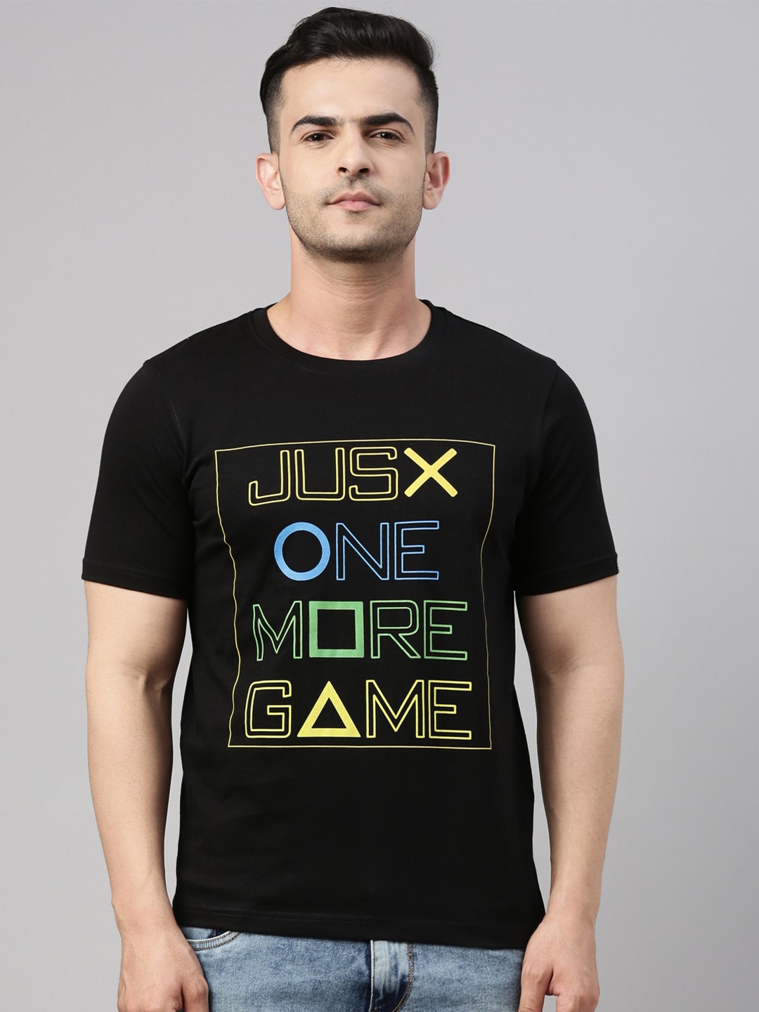 

Bushirt Men Black Printed Pure Cotton T-shirt