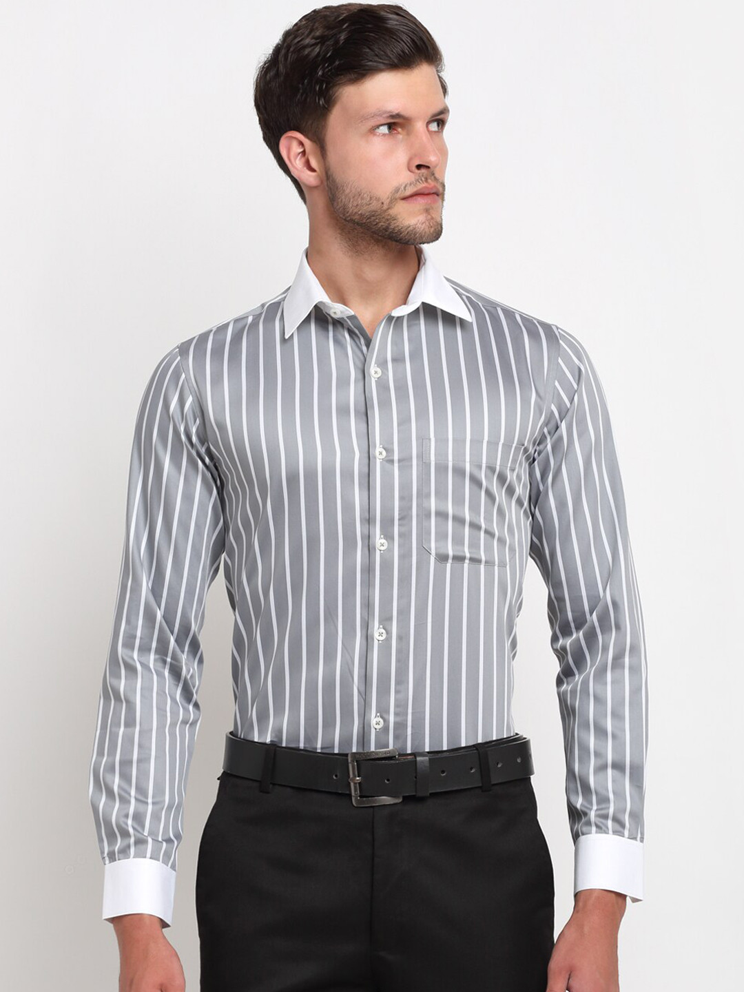

FINNOY Men Grey Opaque Striped Formal Shirt
