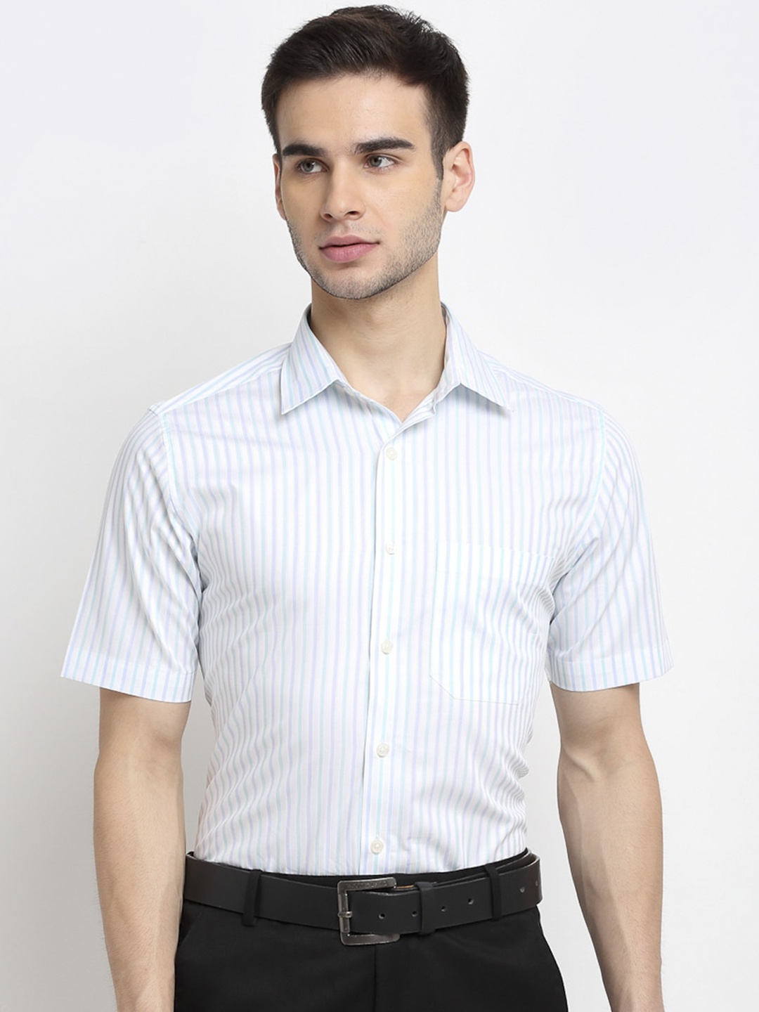 

FINNOY Men White & Blue Striped Slim Fit Casual Shirt