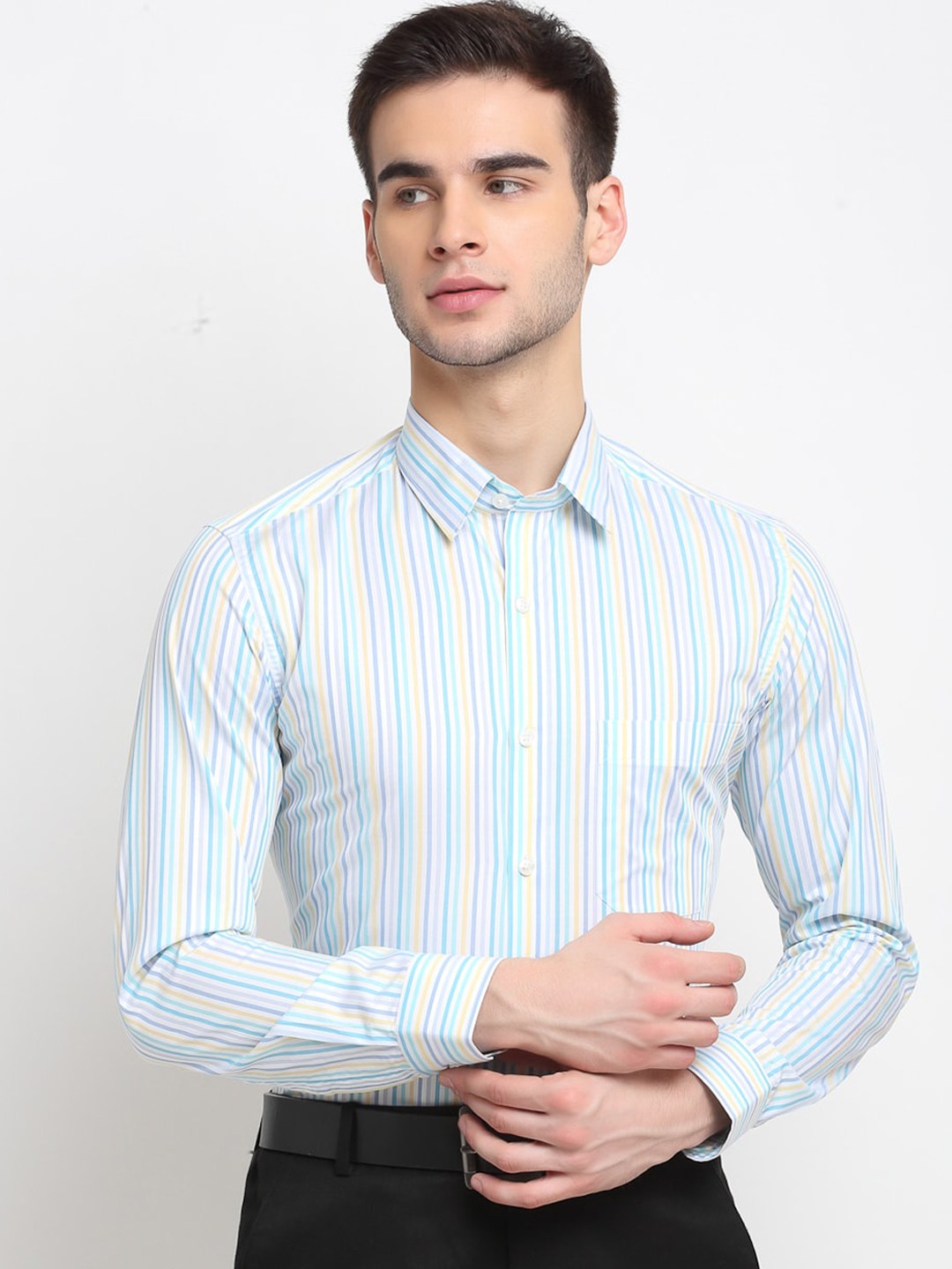 

FINNOY Men White Opaque Striped Formal Shirt