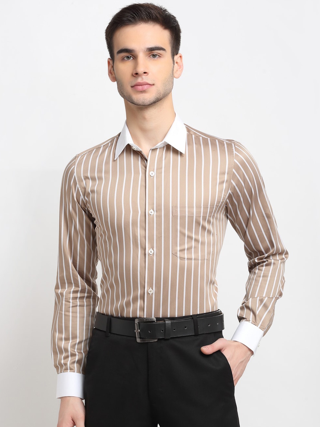 

FINNOY Men Brown & White Striped Giza Cotton Casual Shirt