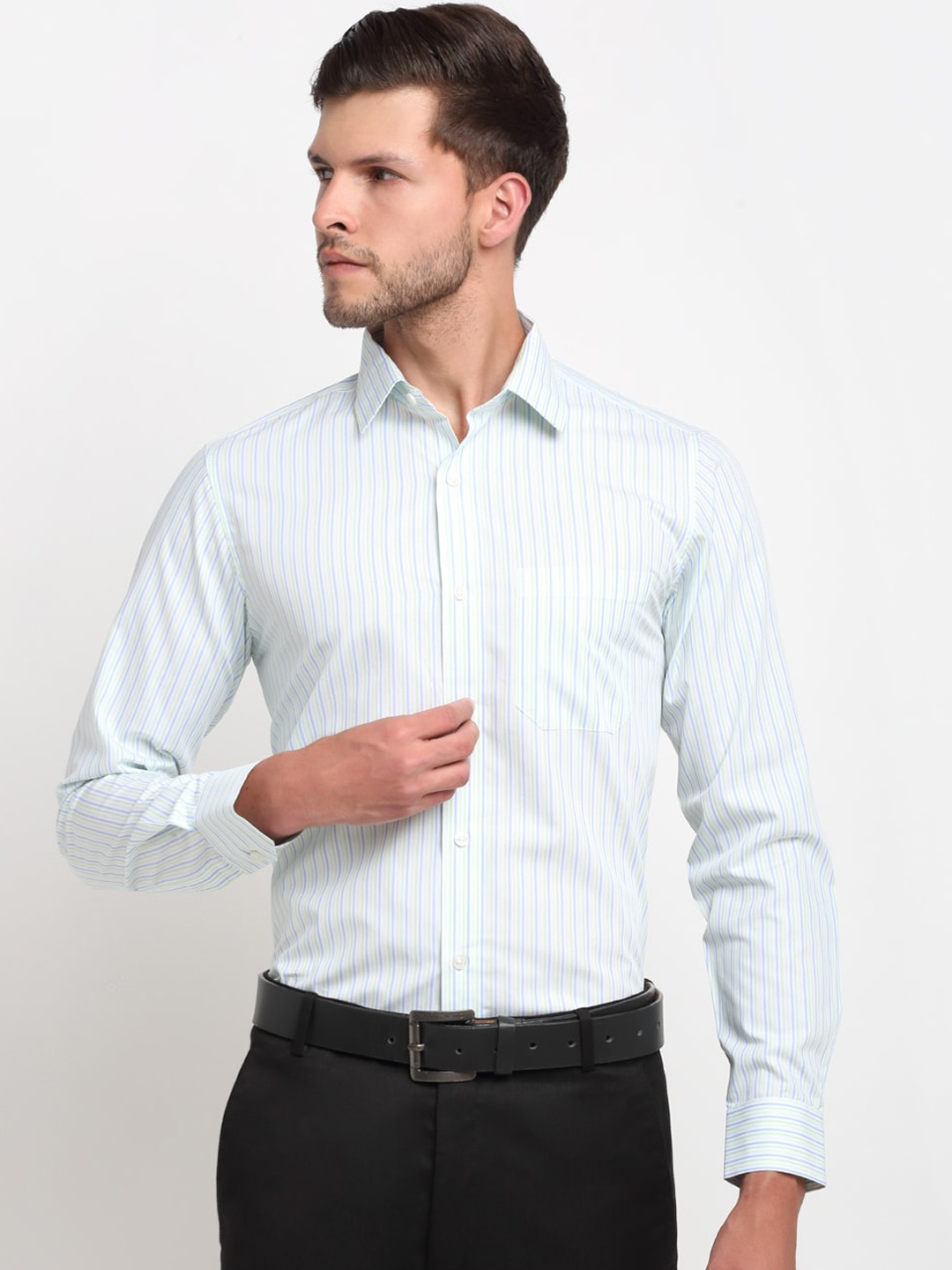 

FINNOY Men White Slim Fit Giza Cotton Striped Formal Shirt