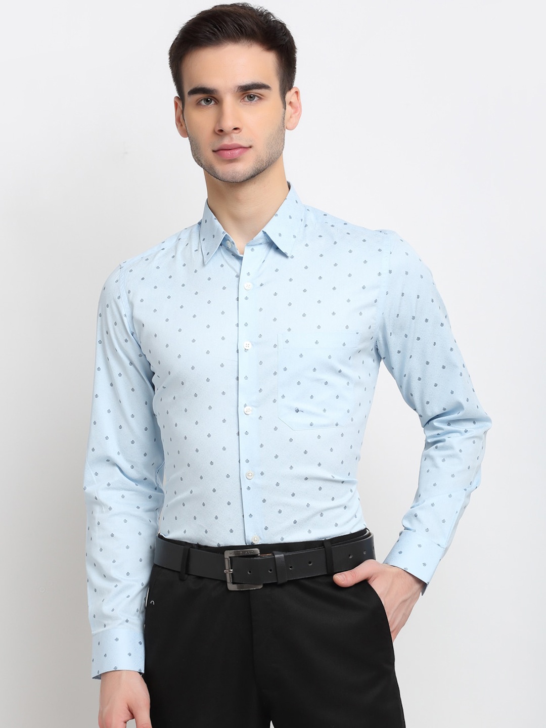 

FINNOY Men Blue Slim Fit Opaque Printed Casual Shirt
