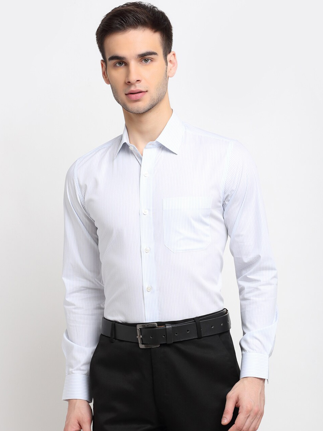 

FINNOY Men White Opaque Vertical Striped Giza Cotton Formal Shirt