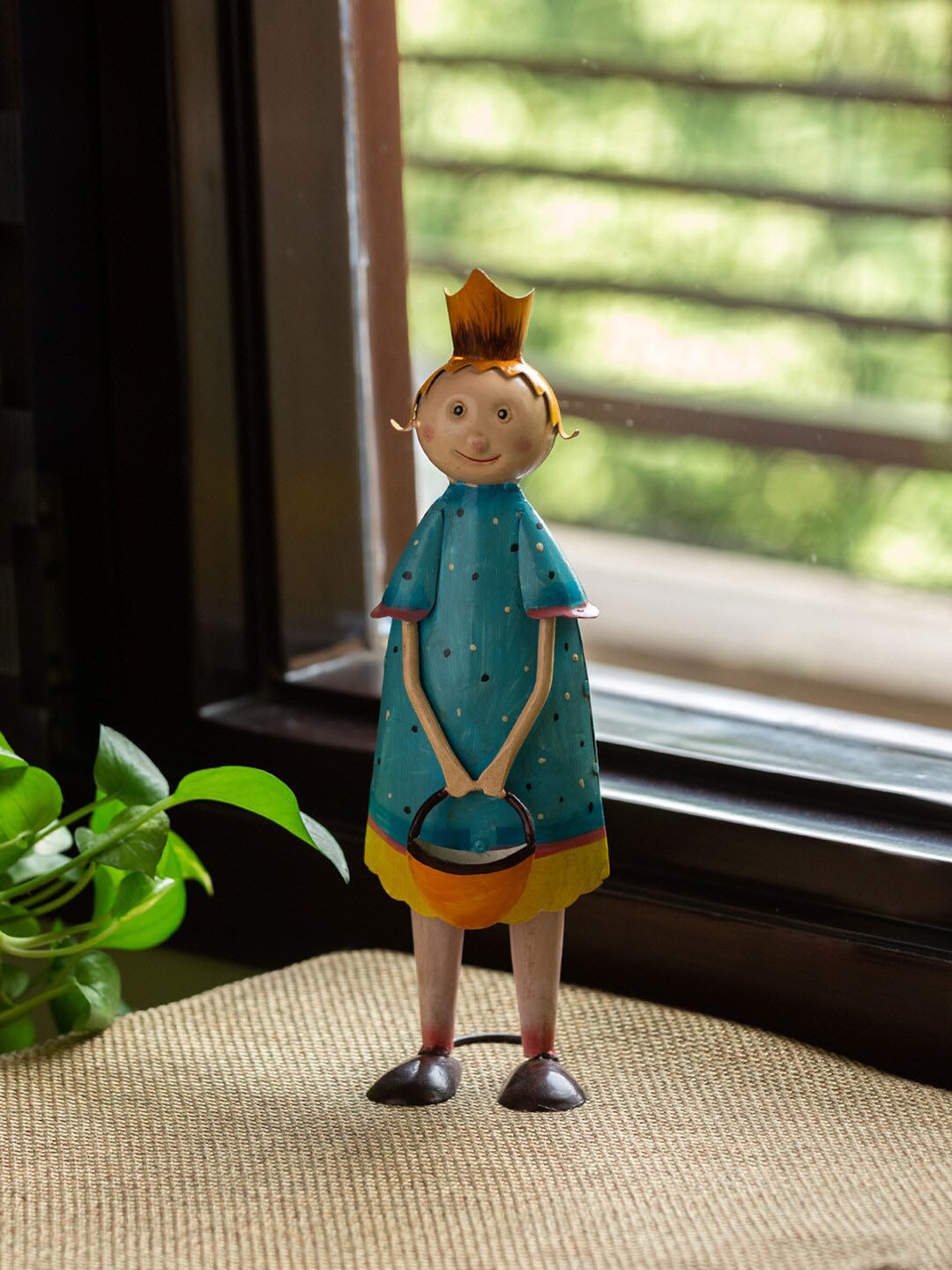 

ExclusiveLane Blue & Yellow Posing Alice Hand-Painted Garden Decorative Showpiece