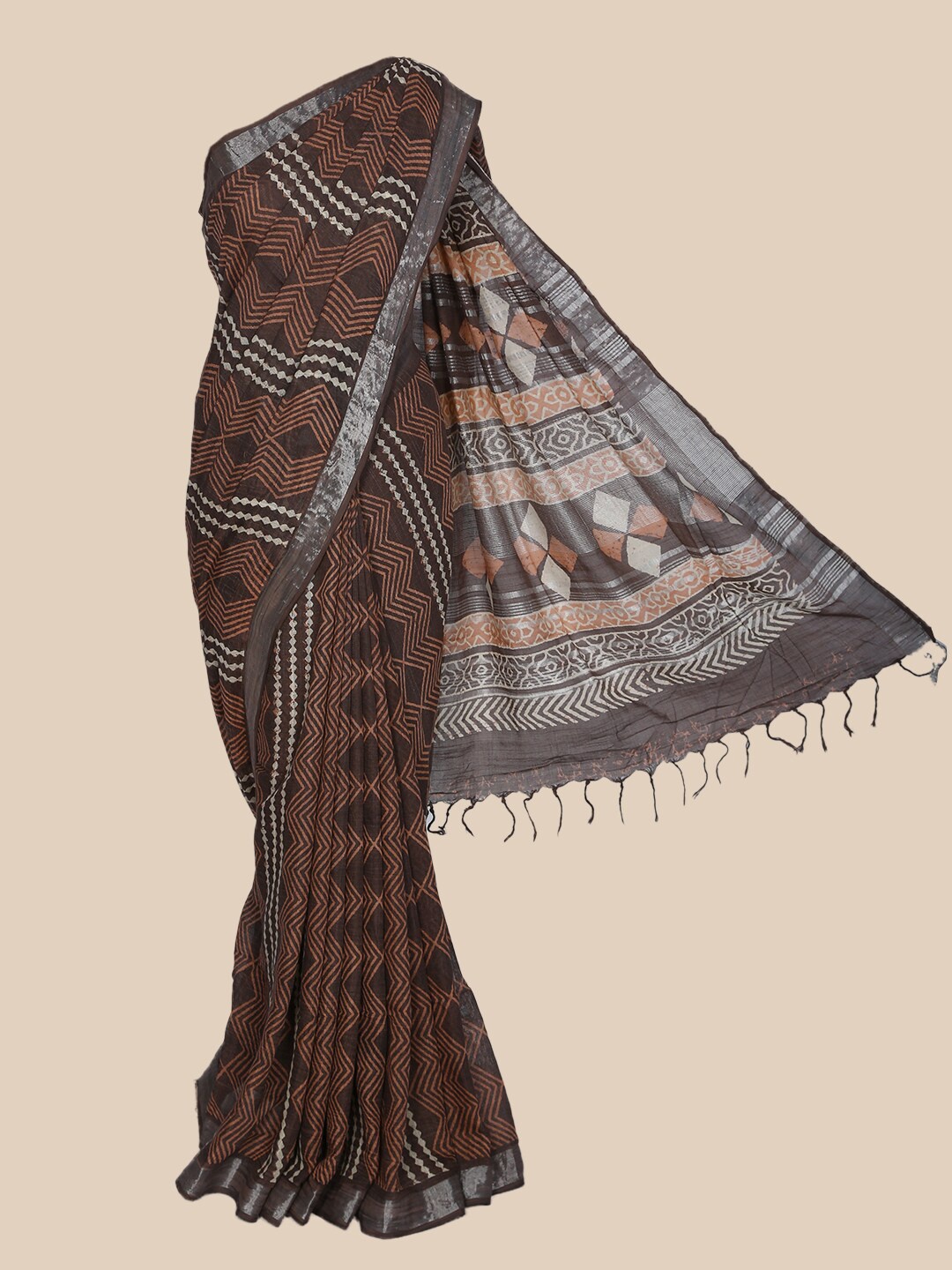 

The Chennai Silks Brown & Silver-Toned Linen Blend Saree