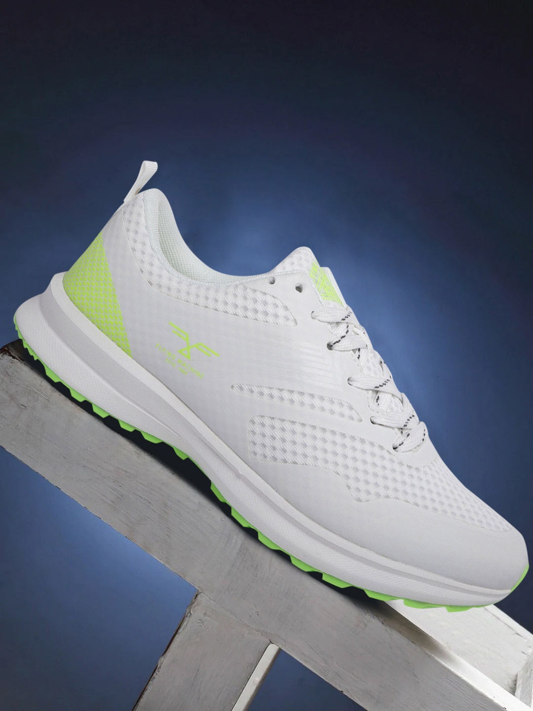 

Flying Machine Men Off White Welsh Walking Shoes