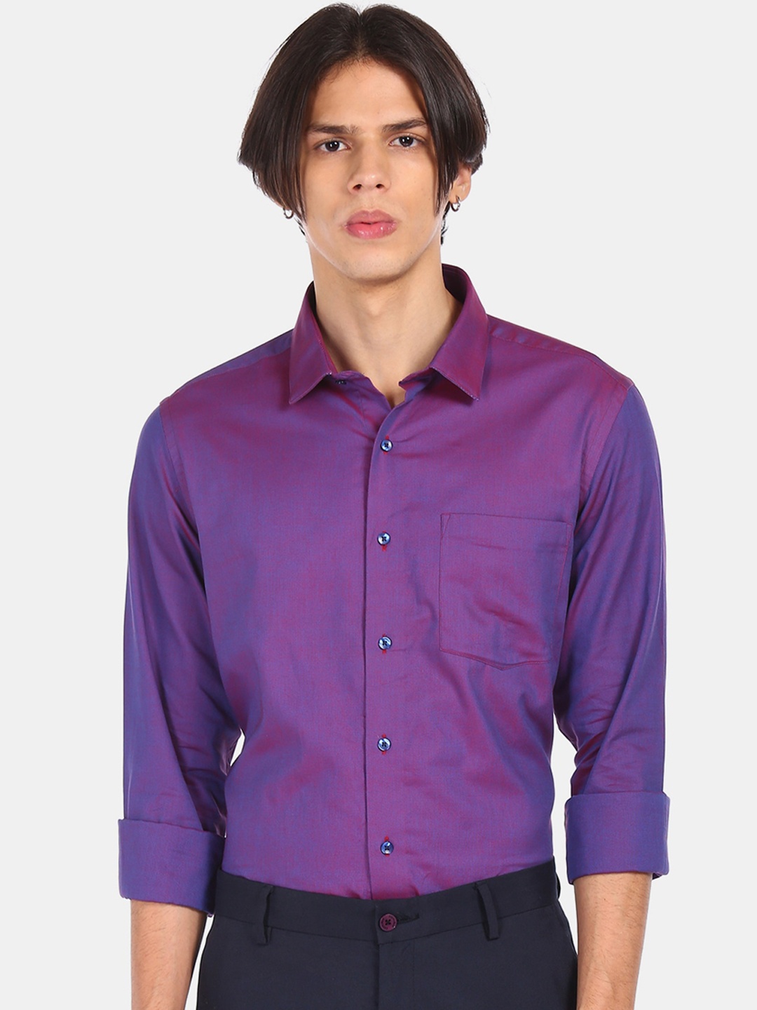 

Arrow Men Purple Opaque Pure Cotton Casual Shirt