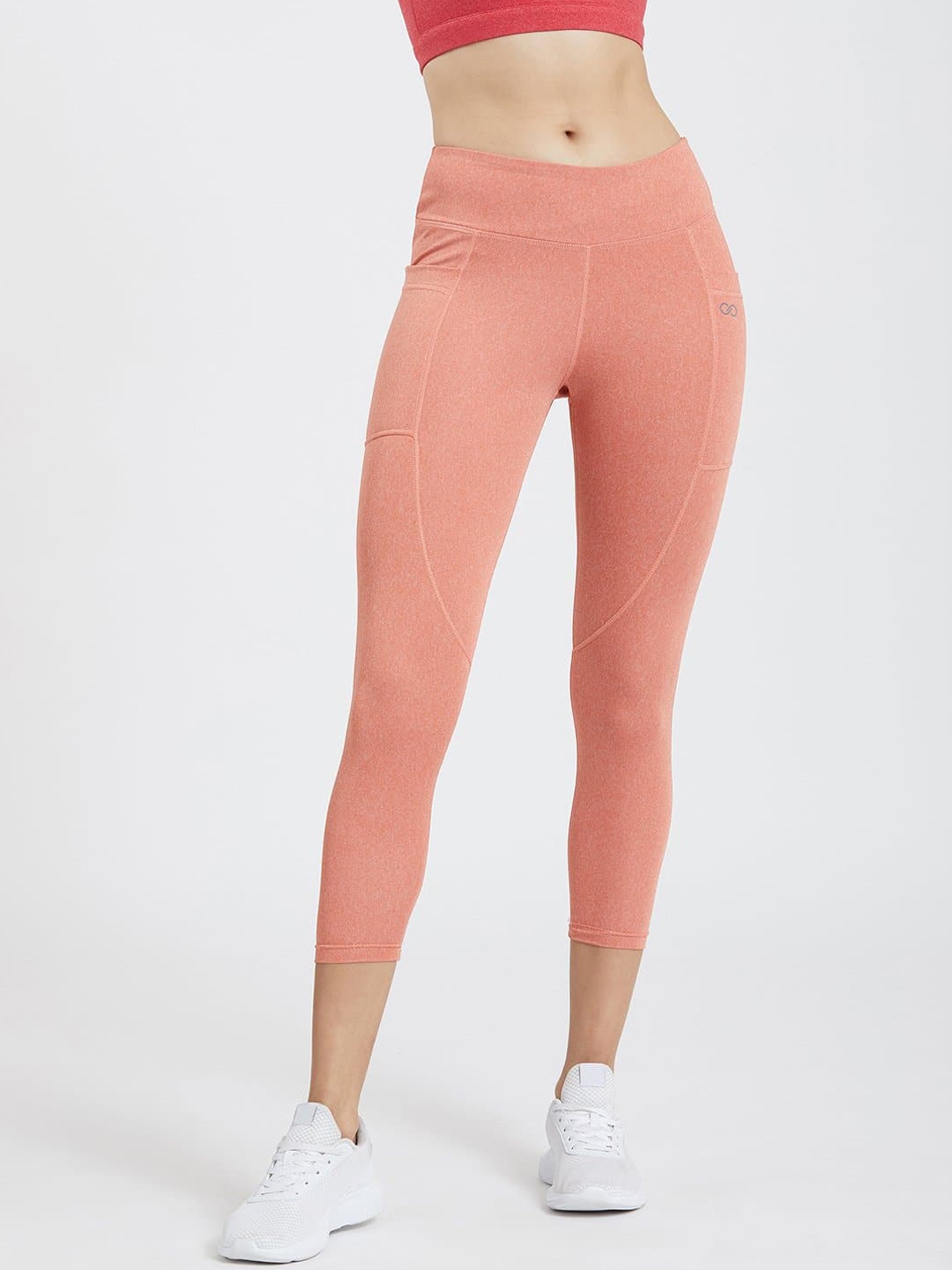 

CREEZ Women Peach-Coloured Solid Rapid-Dry Training Tights