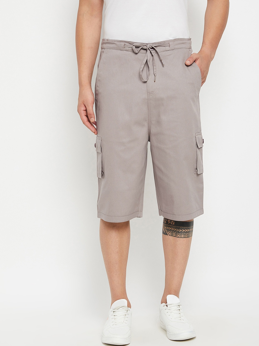 

Hypernation Men Grey Cargo Shorts