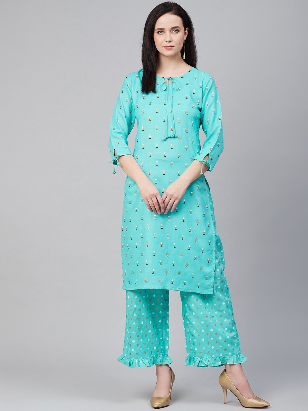 

Bhama Couture Women Blue Floral Printed Regular Kurta with Palazzos