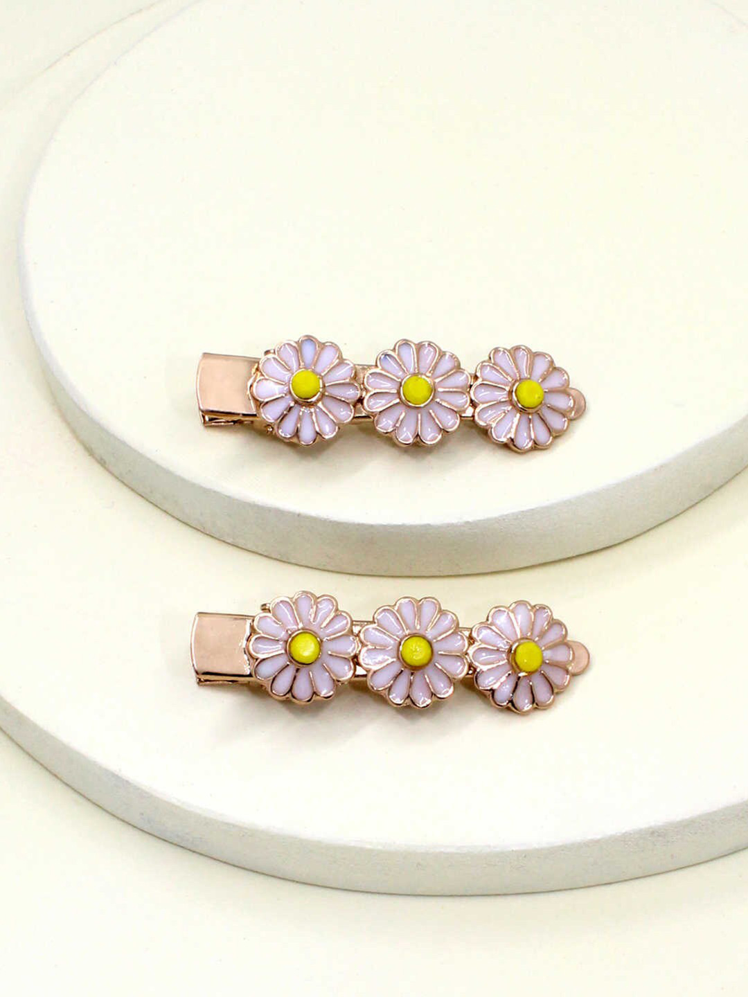 

Runway Ritual Girls Gold-Toned & White Set of 2 Embellished Alligator Hair Clip