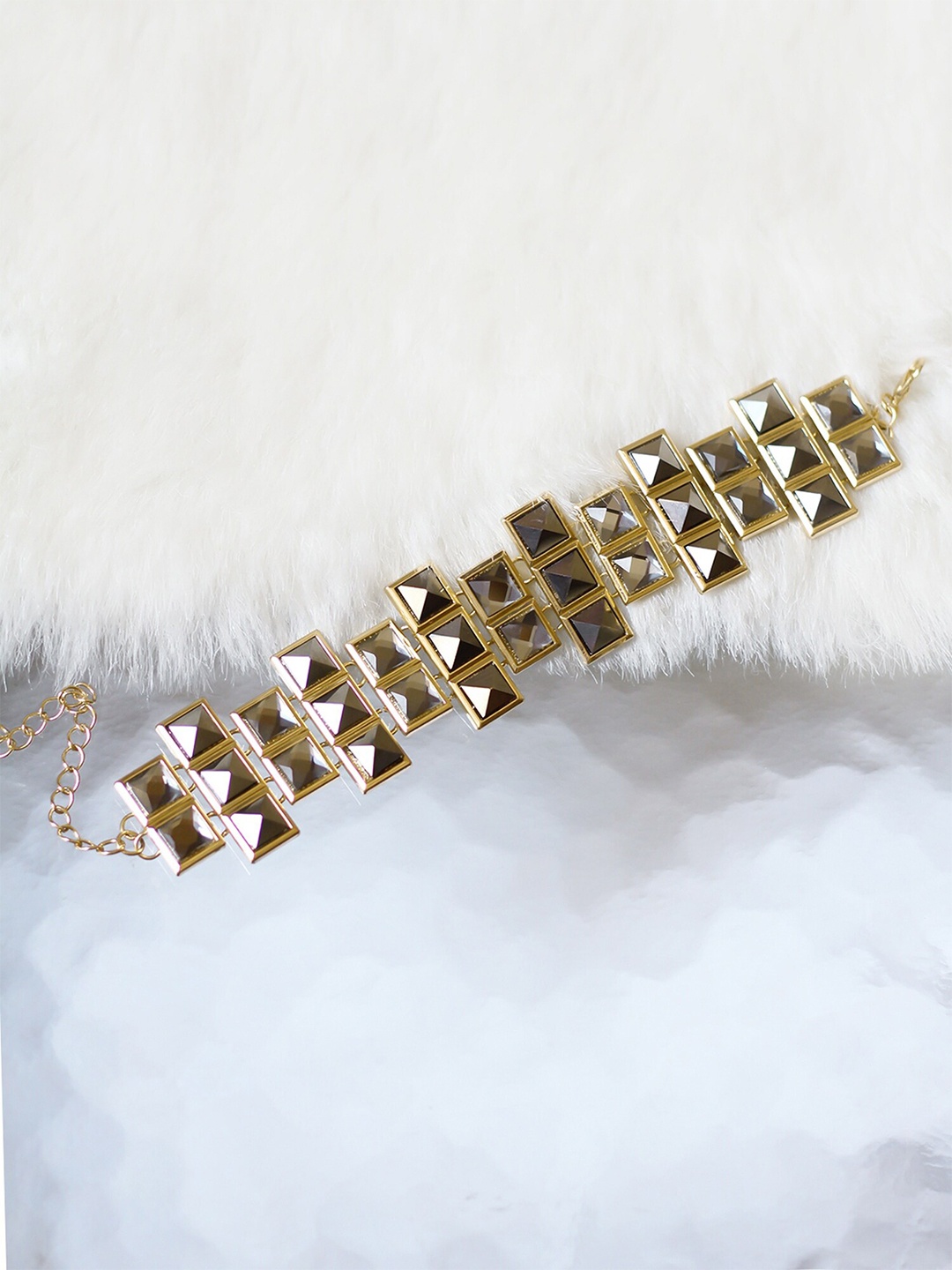 

Bellofox Women Gold-Toned & Grey Charm Bracelet