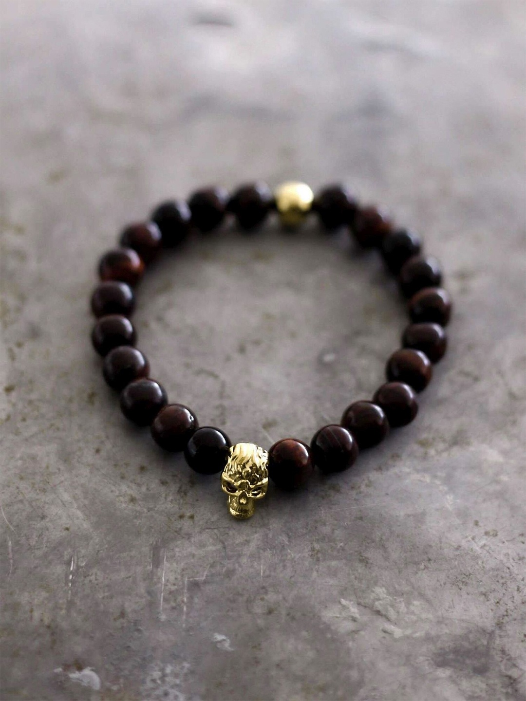 

Bellofox Women Gold-Toned & Black Elasticated Bracelet