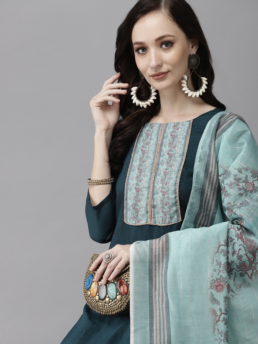 

Indo Era Women Green Liva Yoke Design Regular Kurta with Palazzos & Dupatta