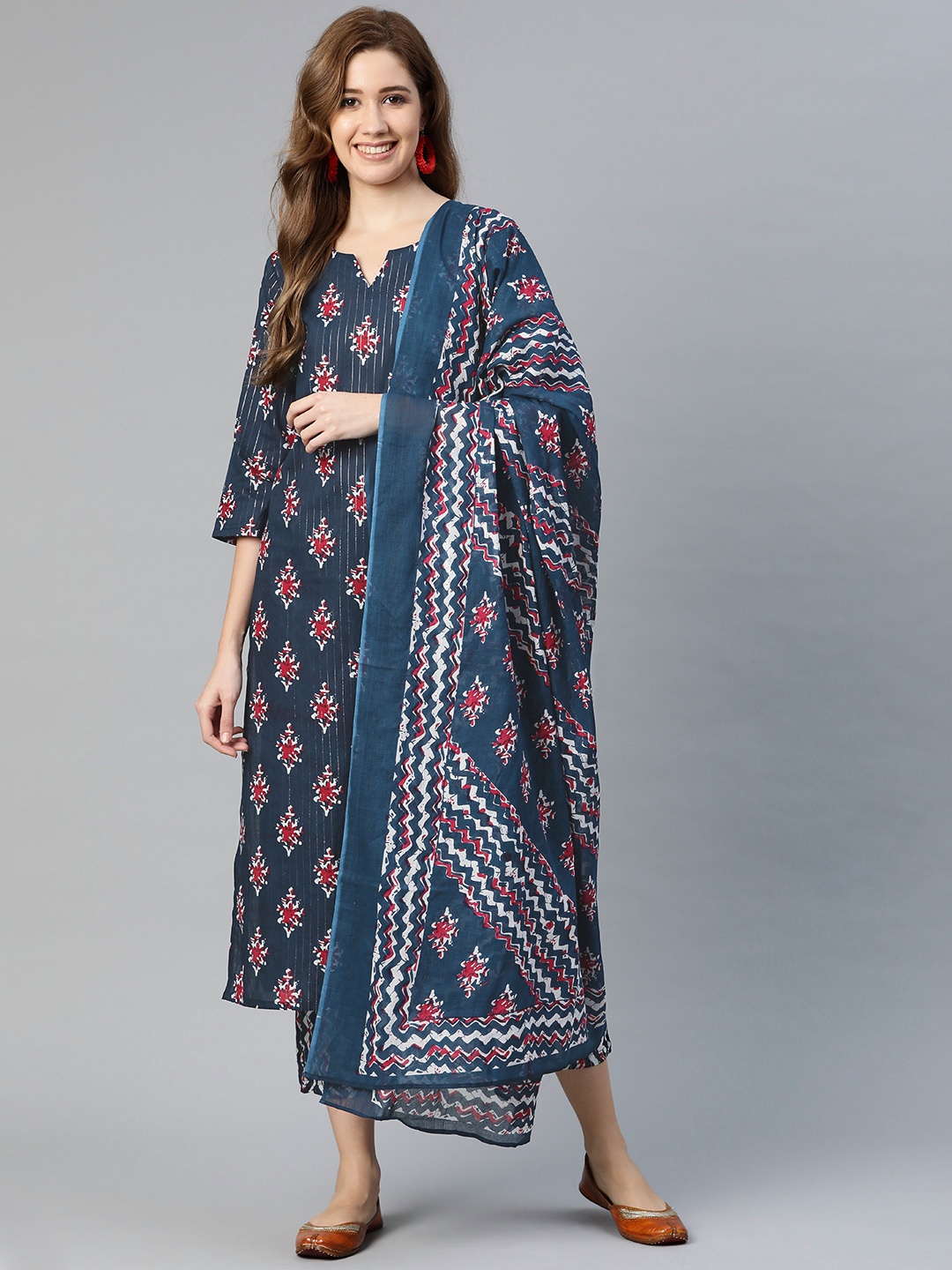 

Yuris Women Navy Blue Floral Printed Regular Pure Cotton Kurta with Palazzos & With Dupatta