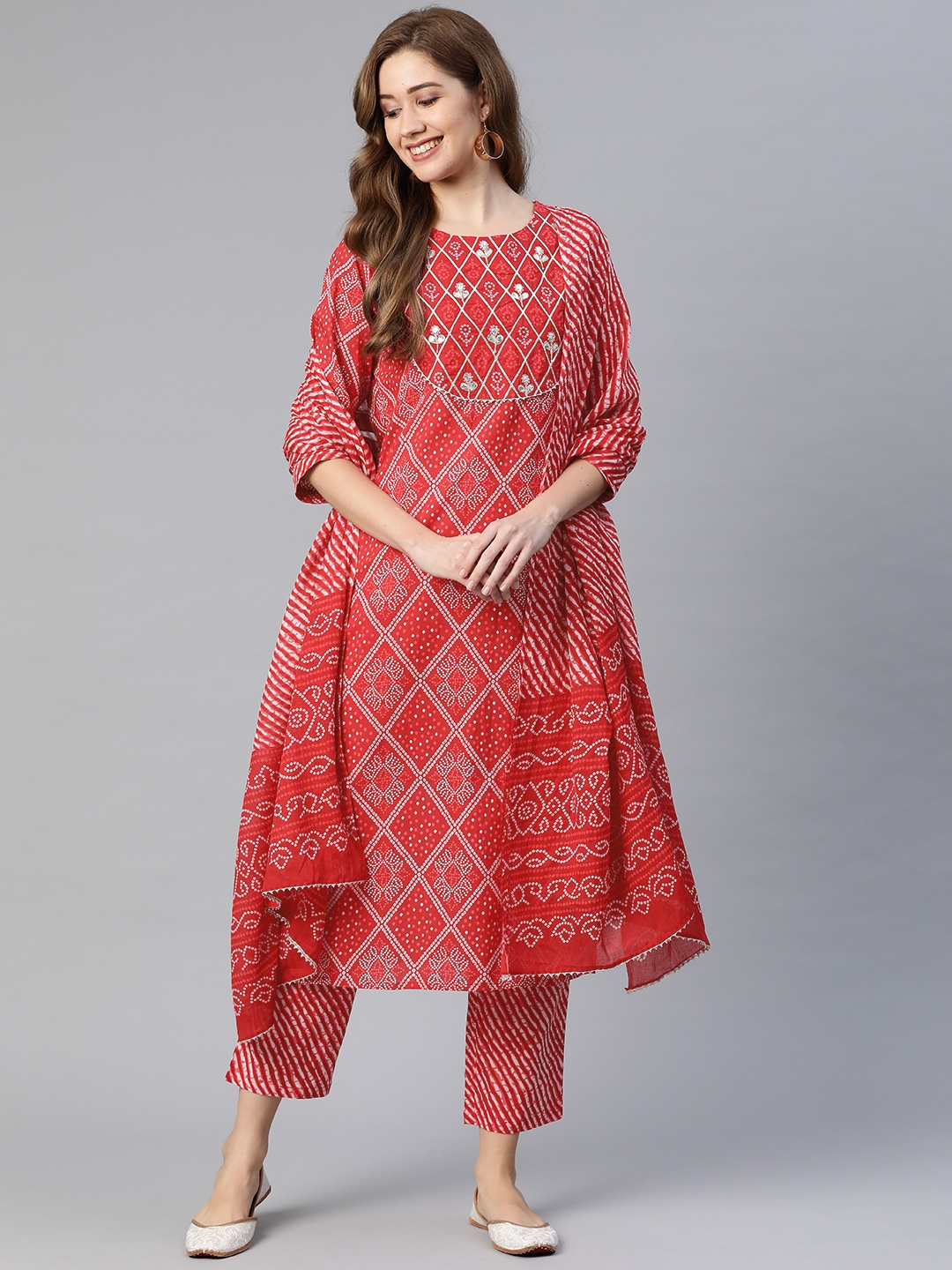 

Yuris Women Red Ethnic Motifs Yoke Design Regular Gotta Patti Pure Cotton Kurta with Trousers & With Dupatta