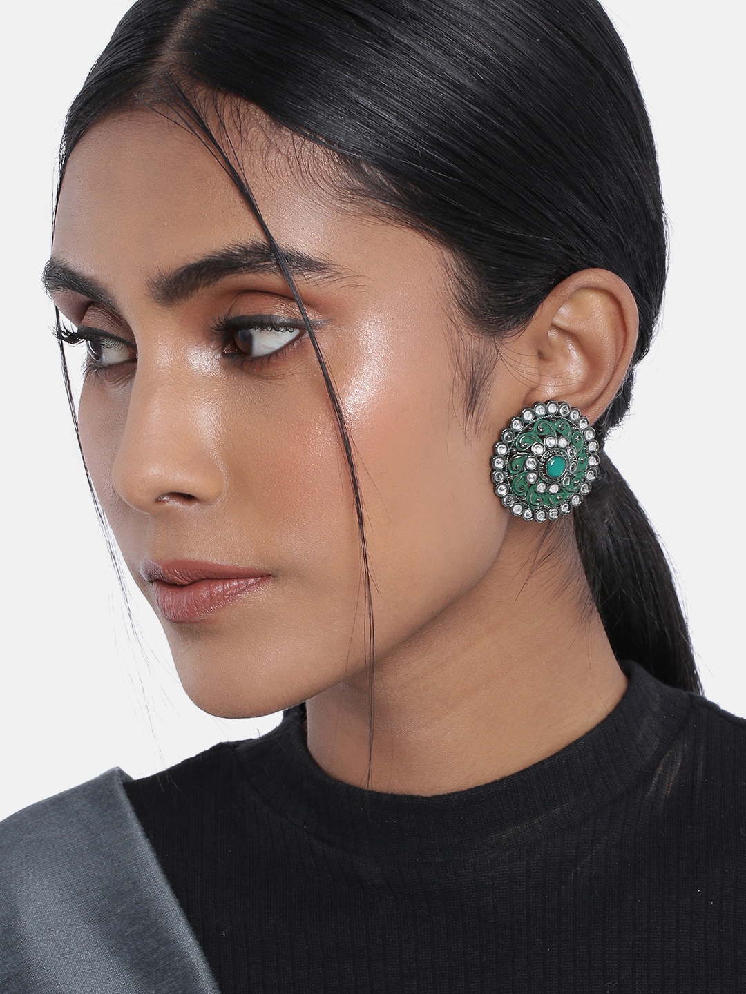 

I Jewels Green Oxidised Enamelled Kundan Studded Circular Studs