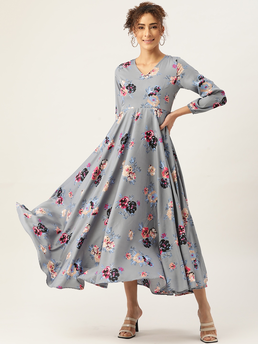 

WISSTLER Grey Floral Crepe Maxi Dress