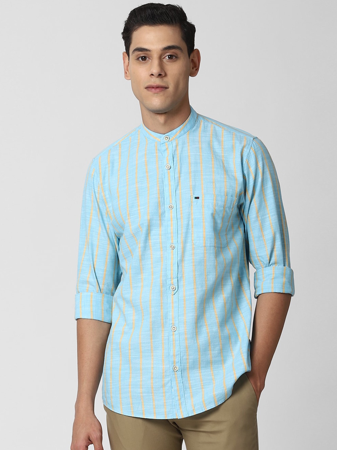 

Peter England Casuals Men Blue Slim Fit Opaque Striped Casual Pure Cotton Shirt