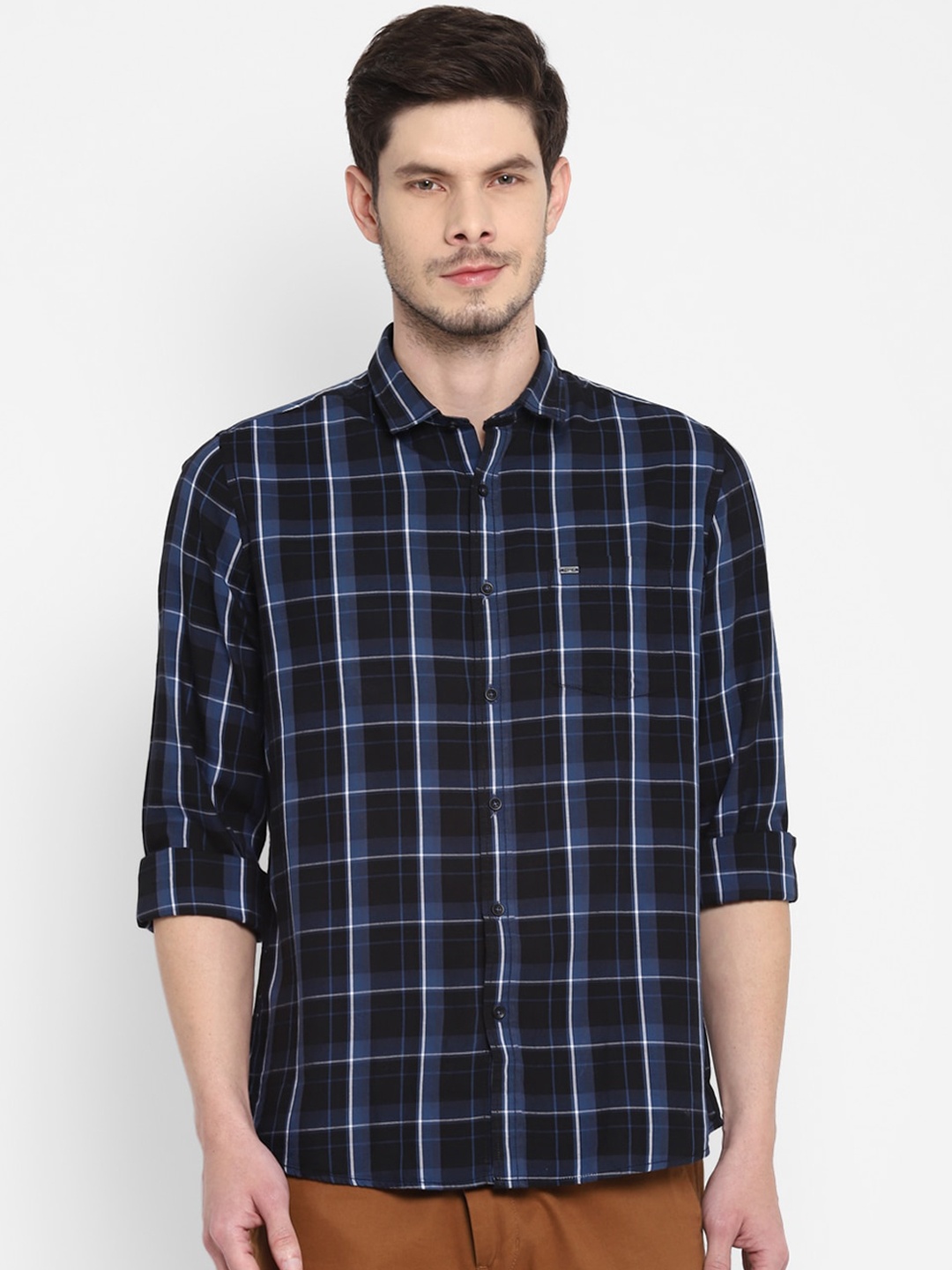 

Turtle Men Blue & Black Checked Regular Fit Formal Shirt