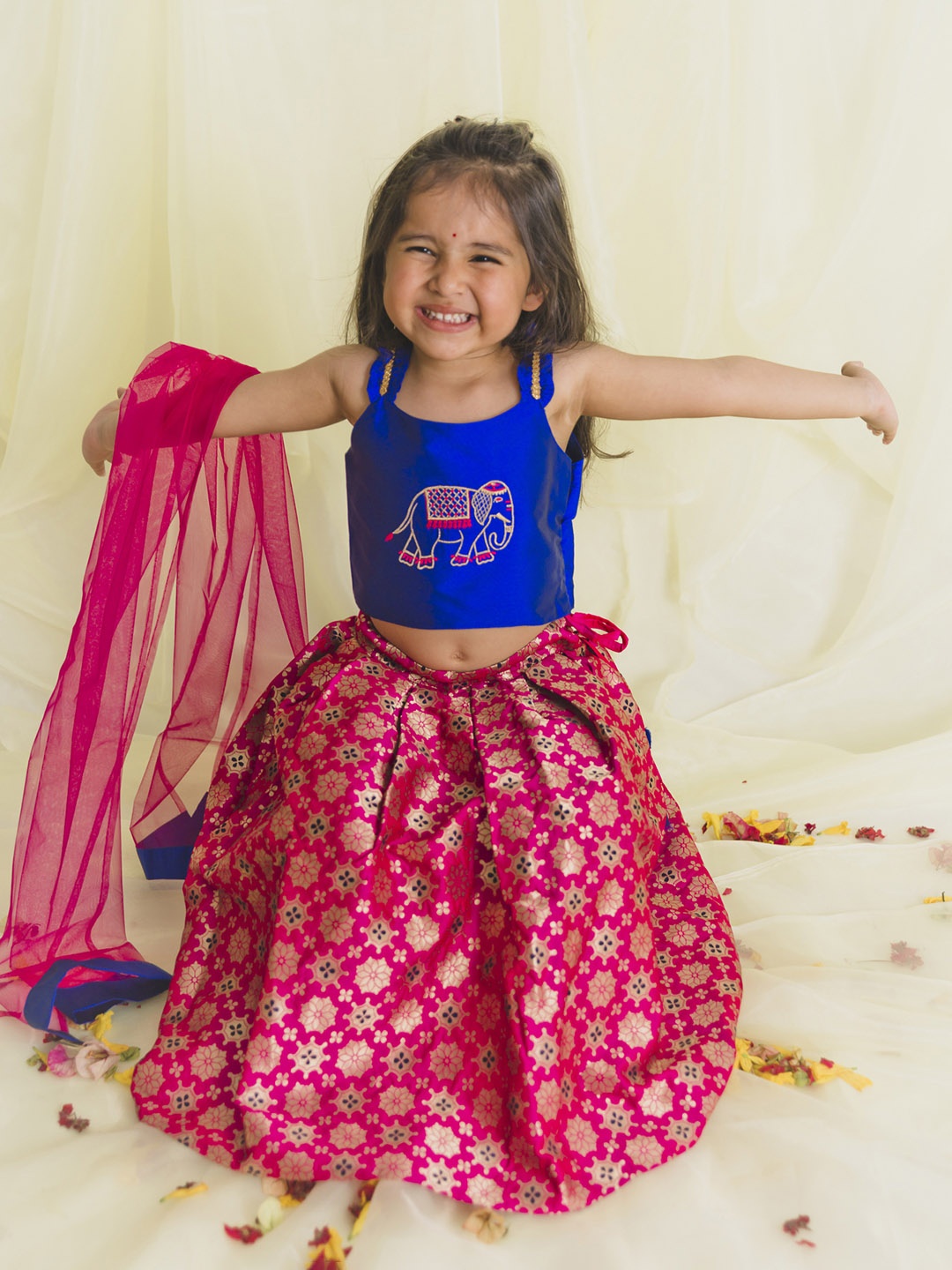 

SAKA DESIGNS Girls Magenta & Blue Embroidered Ready To Wear Lehenga Blouse & Dupatta