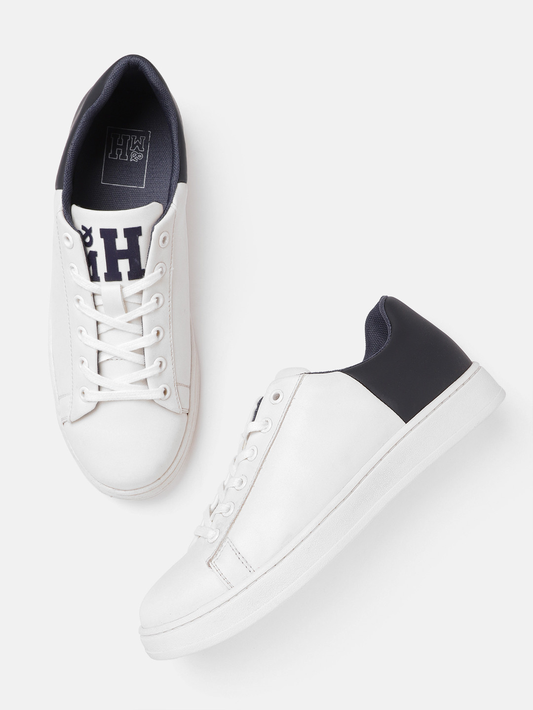 

Mast & Harbour Men White & Navy Blue Colourblocked Sneakers