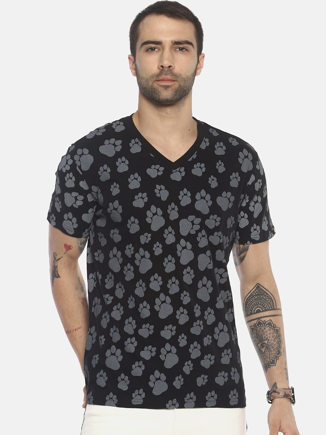 

Wolfpack Men Black Printed V-Neck Cotton T-shirt