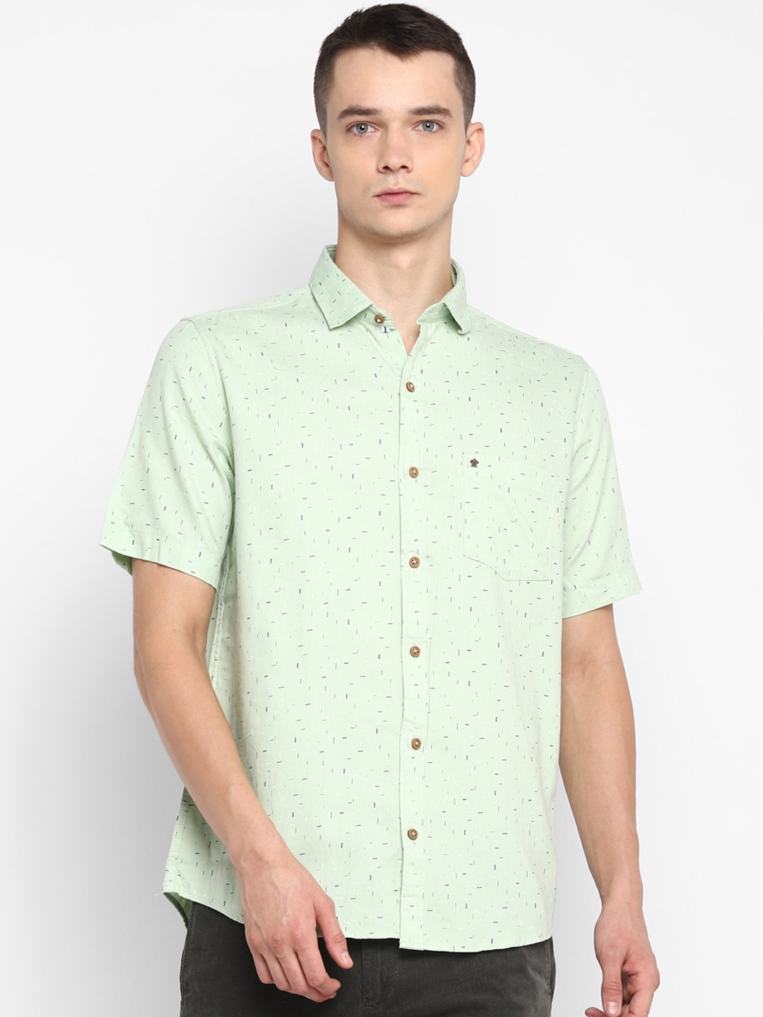 

Turtle Men Green Printed Slim Fit Formal Shirt