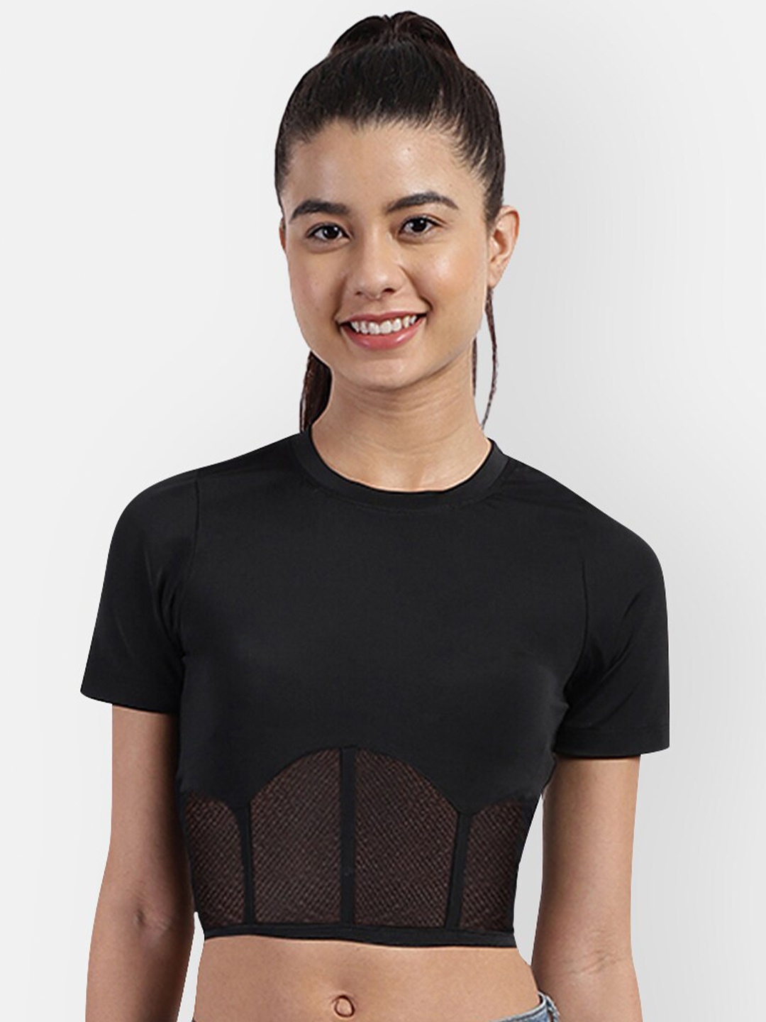 

R26 Black Regular Crop Top