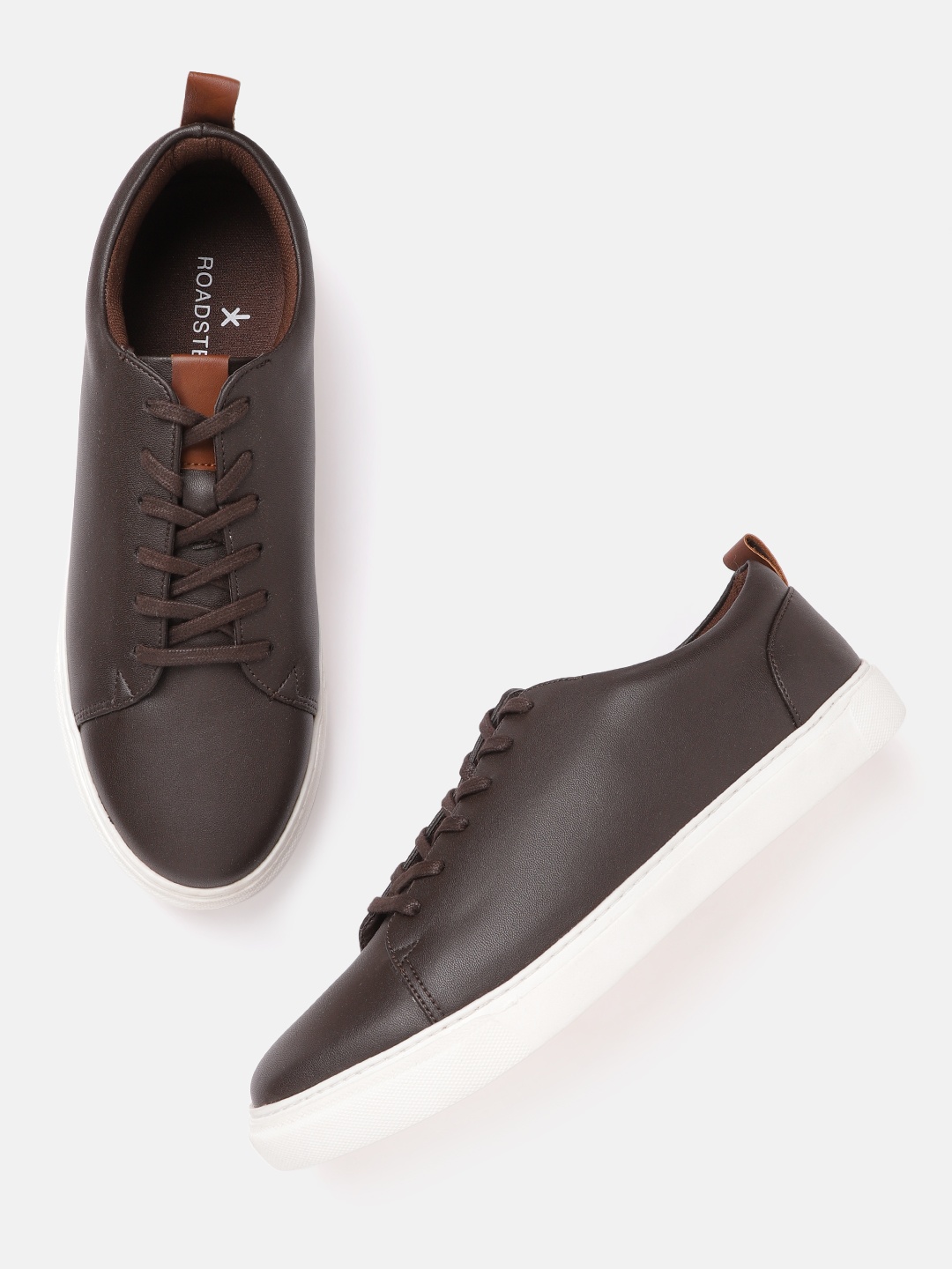 

The Roadster Lifestyle Co Men Coffee Brown Solid Sneakers