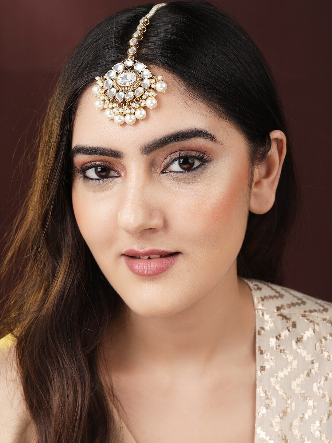 

Rubans Gold-Plated White Kundn-Studded & Pearl Beaded Handcrafted Maang Tikka